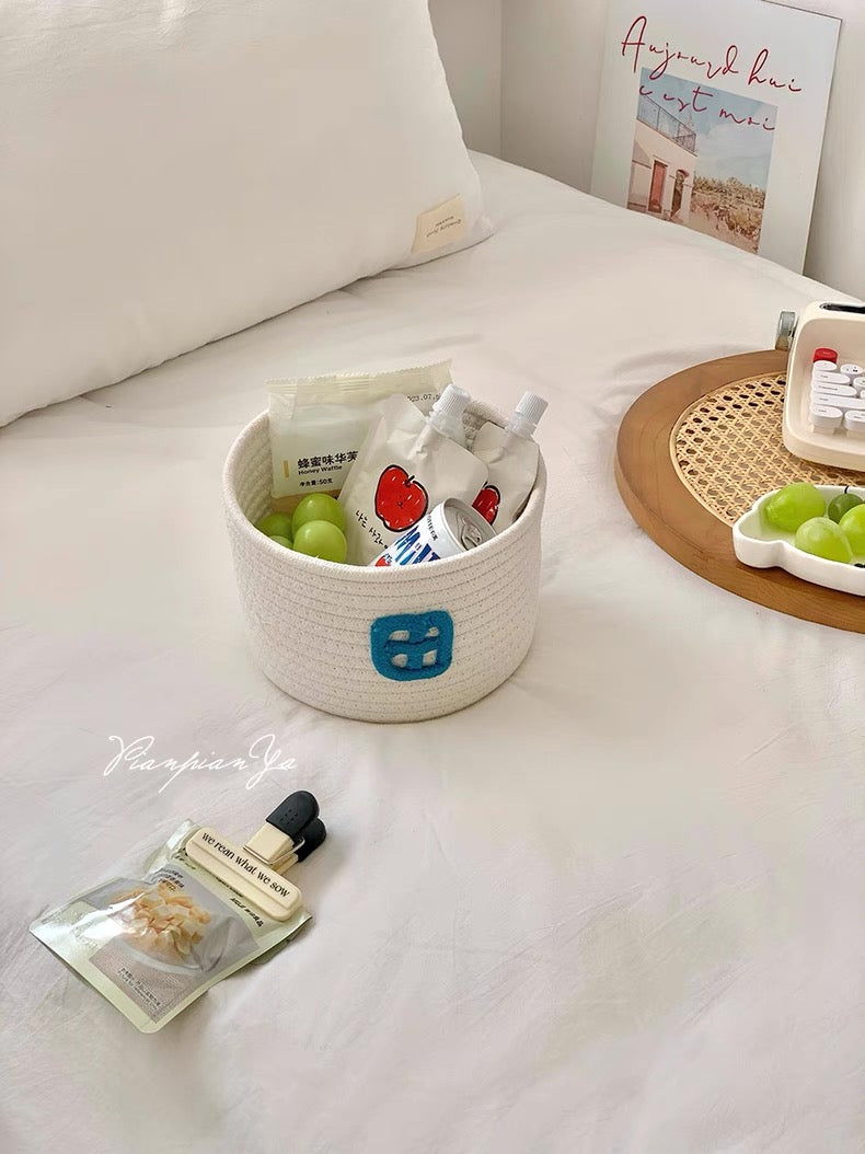 Cesta de almacenamiento con forma de casa kawaii
