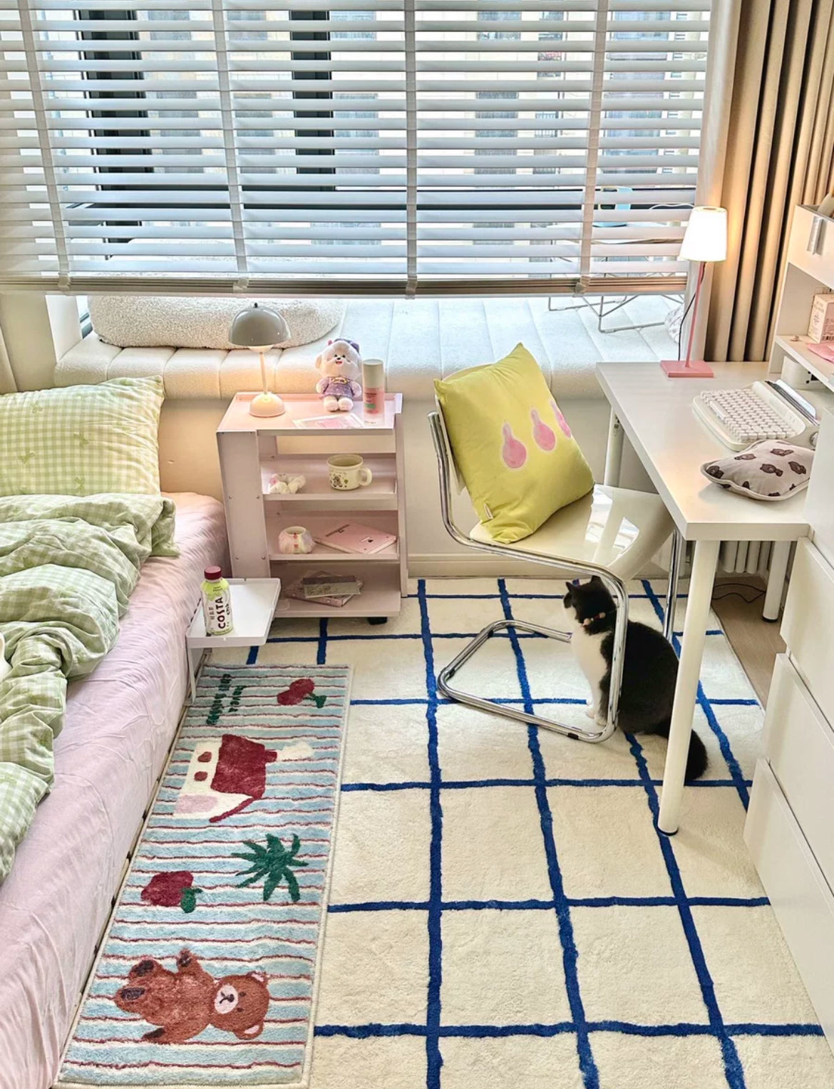 Bedroom Checkered Rug