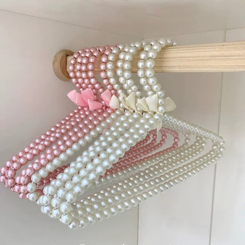 Coquette Pearl Hangers Y07
