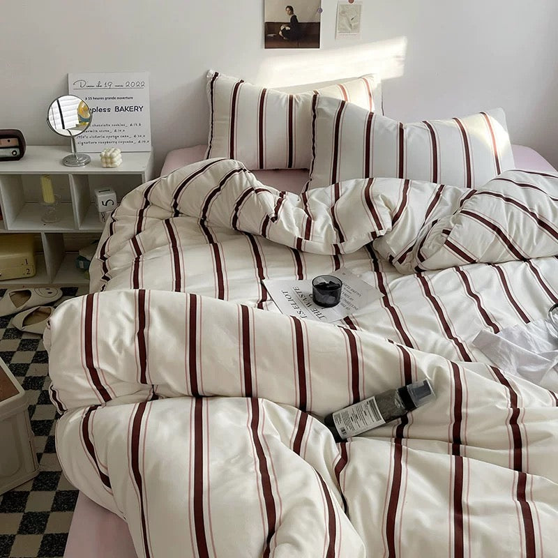 Retro Striped Bedding Set