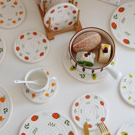 Nordic Strawberry Round Tea Coaster Handmade Woven Placemat Y40