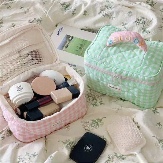 Chic Plaid Cosmetic Bag Y06