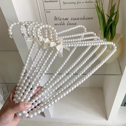 Coquette Pearl Hangers Y07
