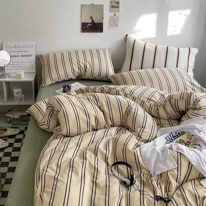 Retro Striped Bedding Set