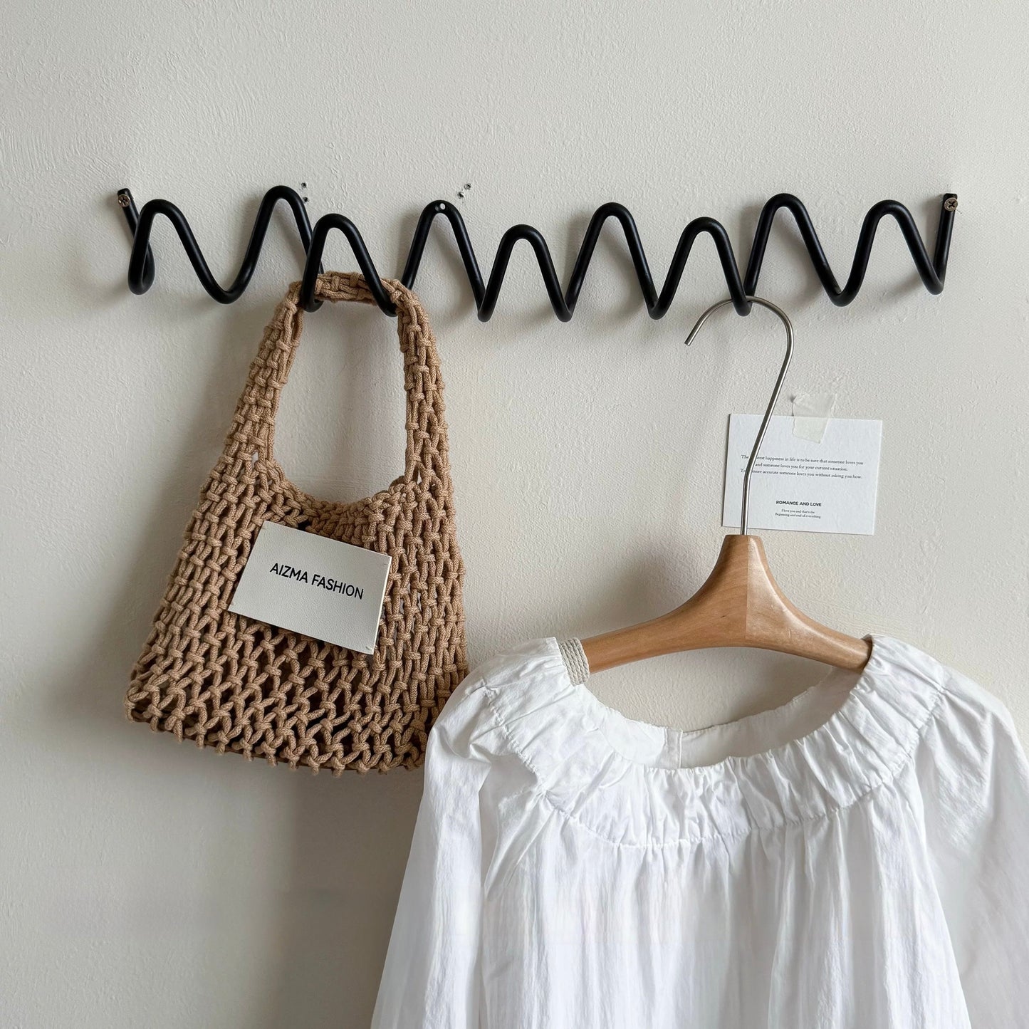 Modern Metal Wavy Wall Hook Rack