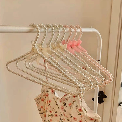 Coquette Pearl Hangers Y07
