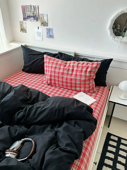 Red Tartan Plaid & Black Bedding Set