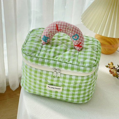 Chic Plaid Cosmetic Bag Y06