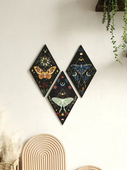 Decoración de pared de mariposas y brujas