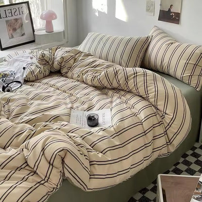 Retro Striped Bedding Set